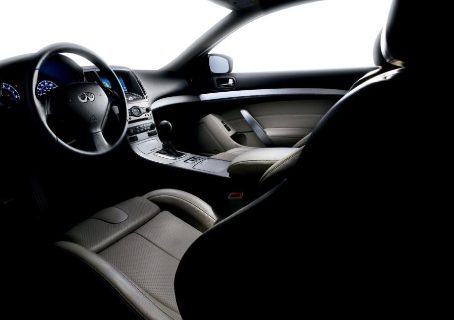  Infiniti G37 Coupe 2007 года  (фото 58 из 74)